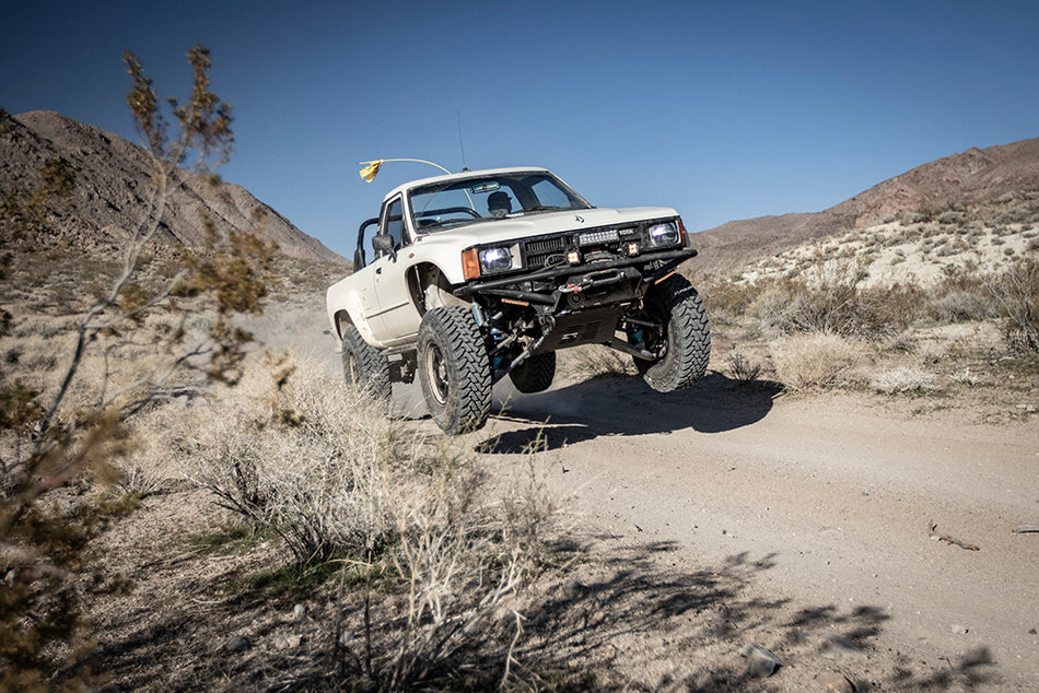 Total Chaos +3.25 Inch Long Travel Kit - Boxed LCA (1986-89 4Runner/Pickup)