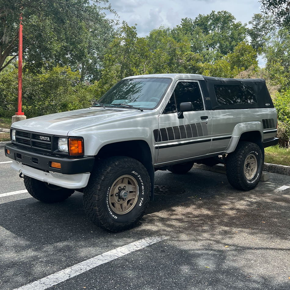 1984-1985 SR5 Gray/Silver Exterior Graphics/Decal Kit (1984-89 4Runner/Pickup)