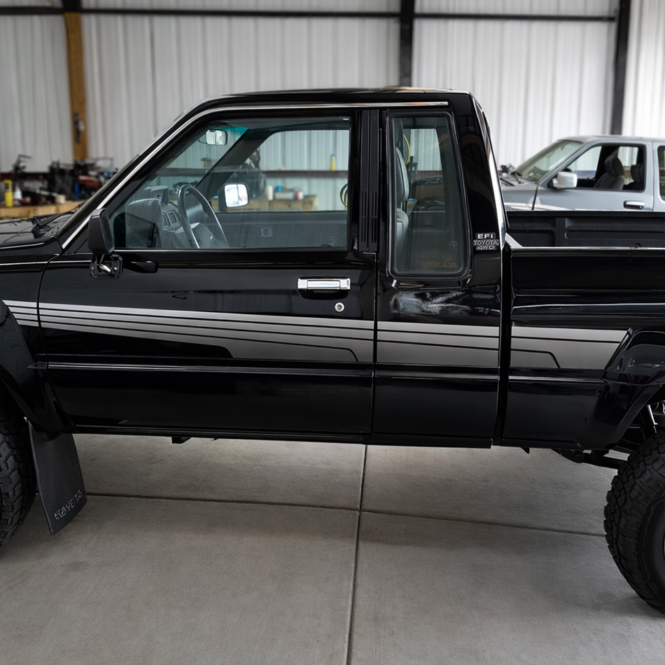 1986 SR5 4x4 Decal Kit (1984-89 4Runner/Pickup)