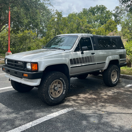SR5 Gray/Silver Exterior Graphics/Decal Kit (1984-89 4Runner/Pickup) — product image 5