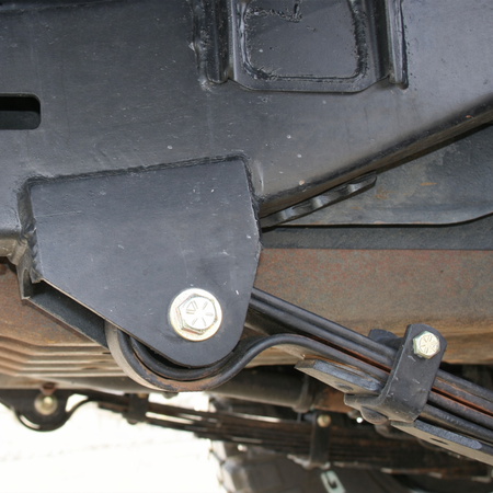 Pair of Total Chaos front leaf-spring hanger brackets